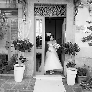 Gualtiero Camere&suite 2*, Caltagirone Italia