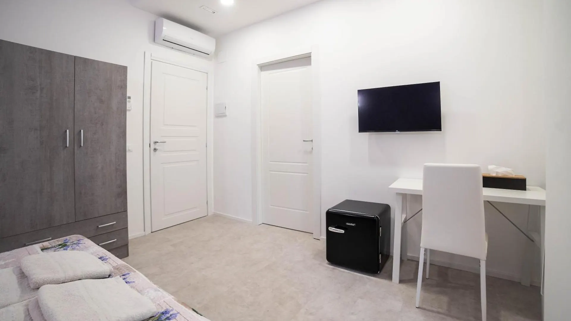 Residenza Ponte Catena Verona 0*,