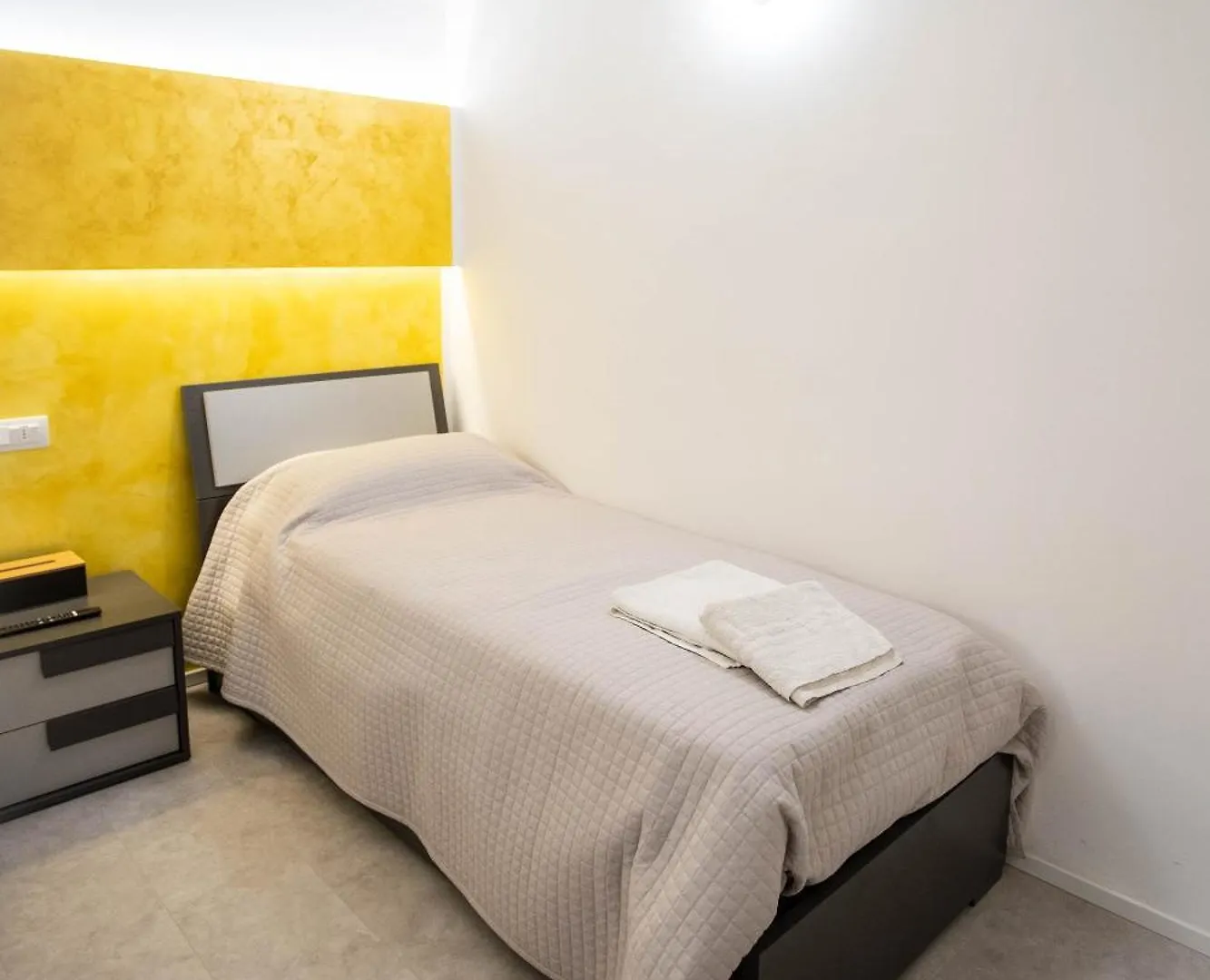 Residenza Ponte Catena Verona 0*,